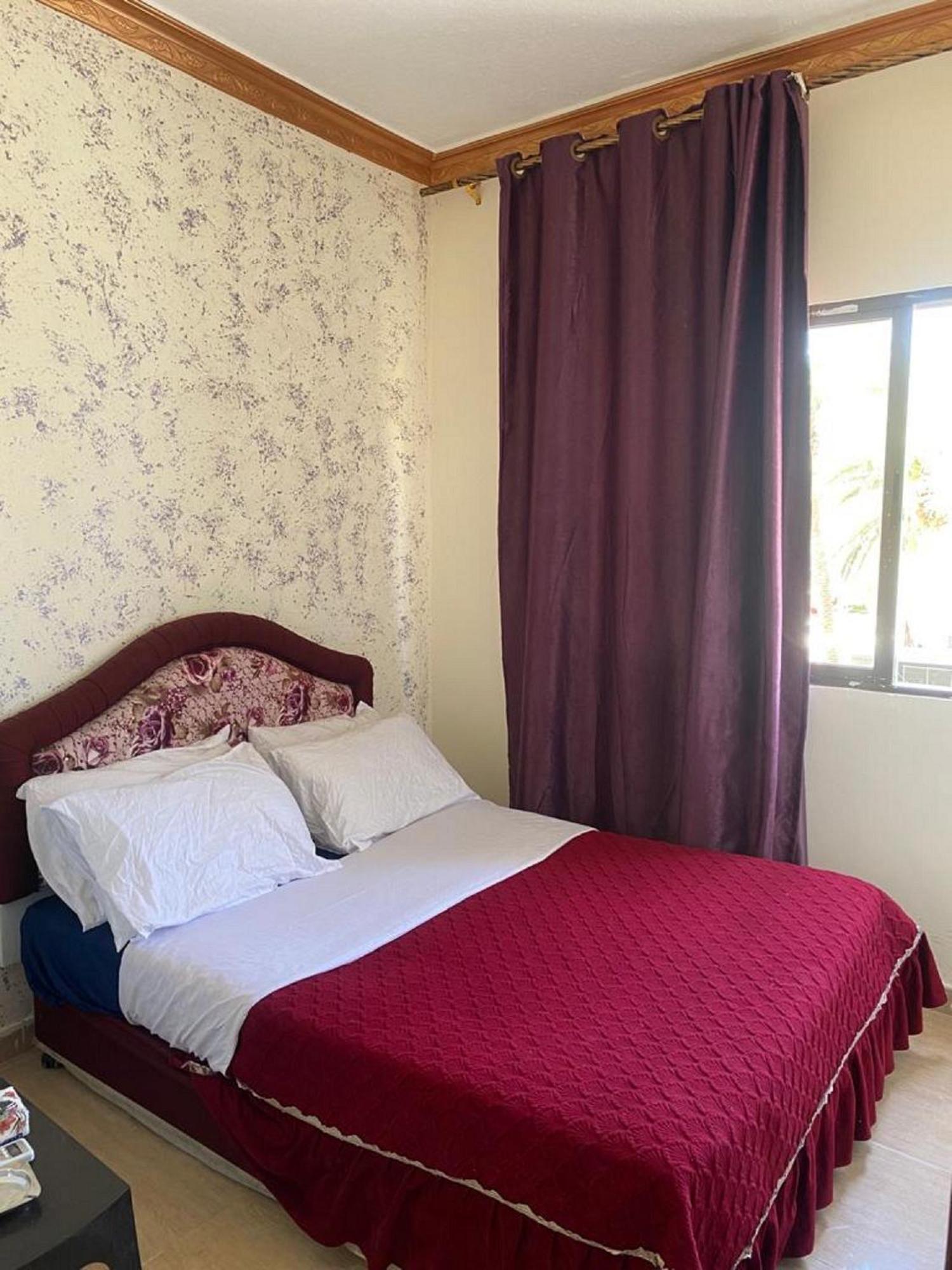 Al-Amer Chalets Akaba Szoba fotó